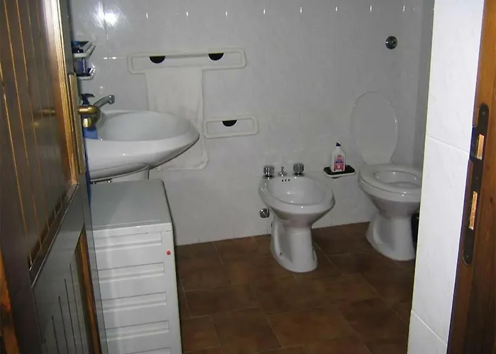 ヴィラ Cristina ヴィッラシミーウス